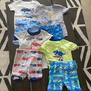 Old Navy Jammie’s size 12-18m boys (6)